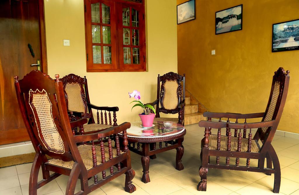 Serenity Villa Hikkaduwa Buitenkant foto