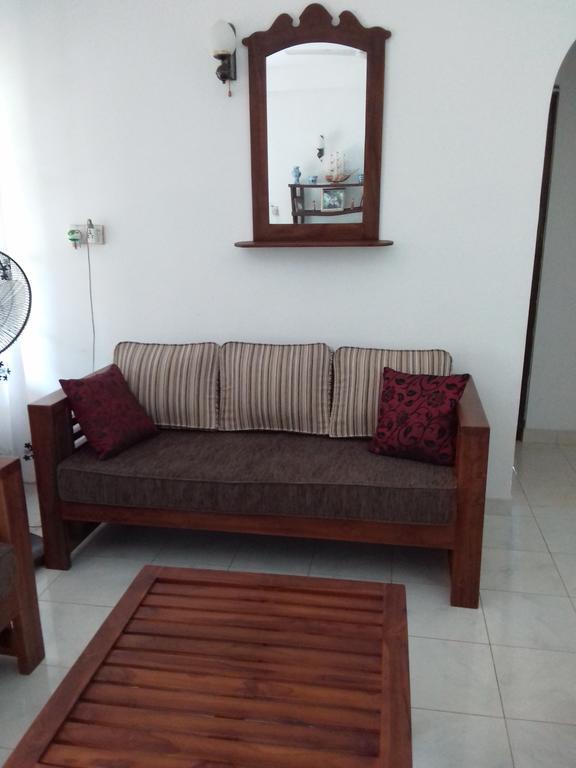 Serenity Villa Hikkaduwa Buitenkant foto